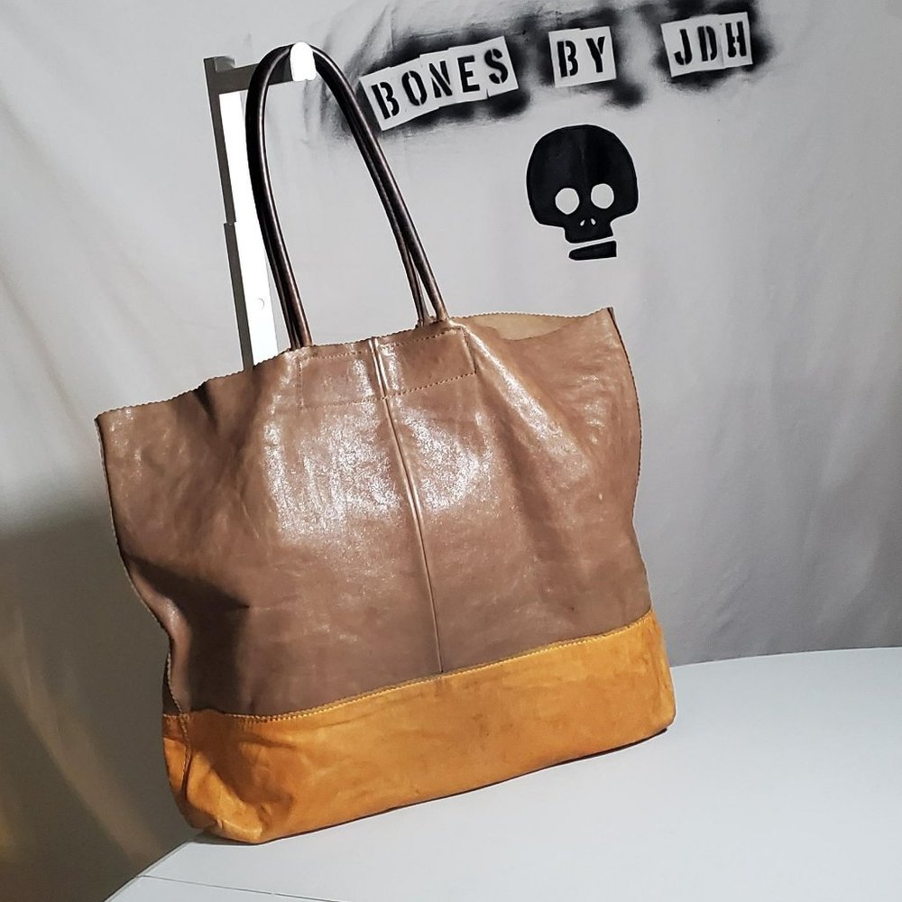 BANANA REPUBLIC Lambskin Tote Bag